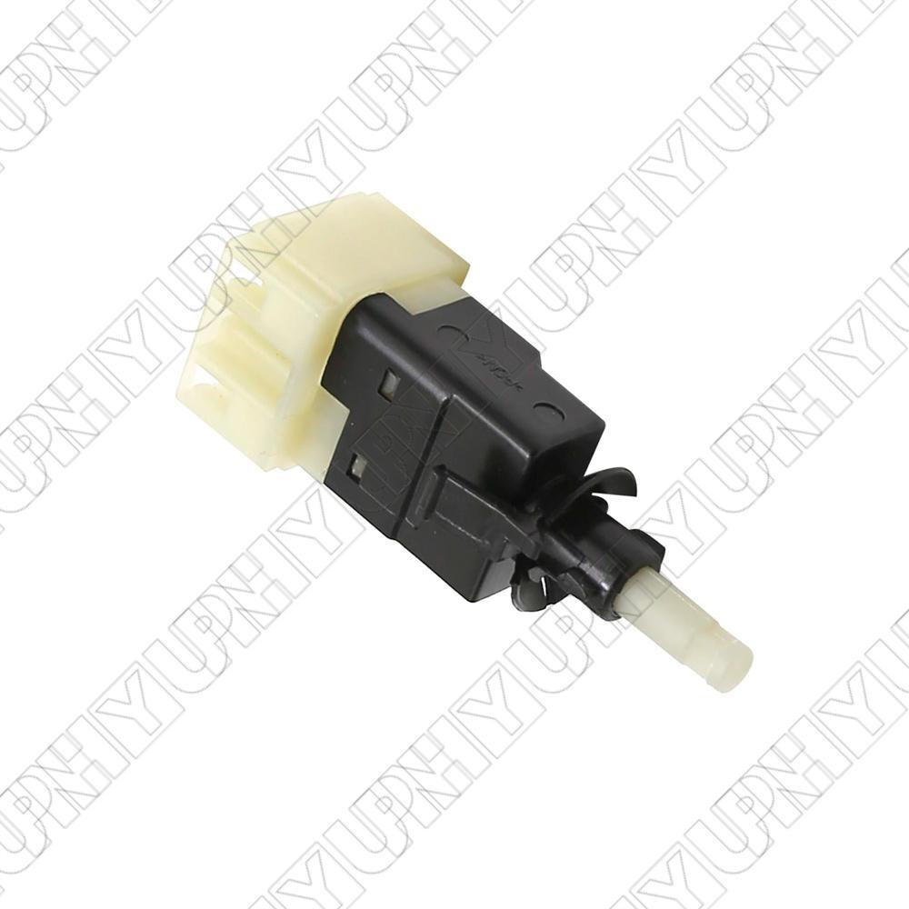 New Brake Light Switch 0015453109 for Mercedes for Benz W202 W203 W210 E55/G55 AMG