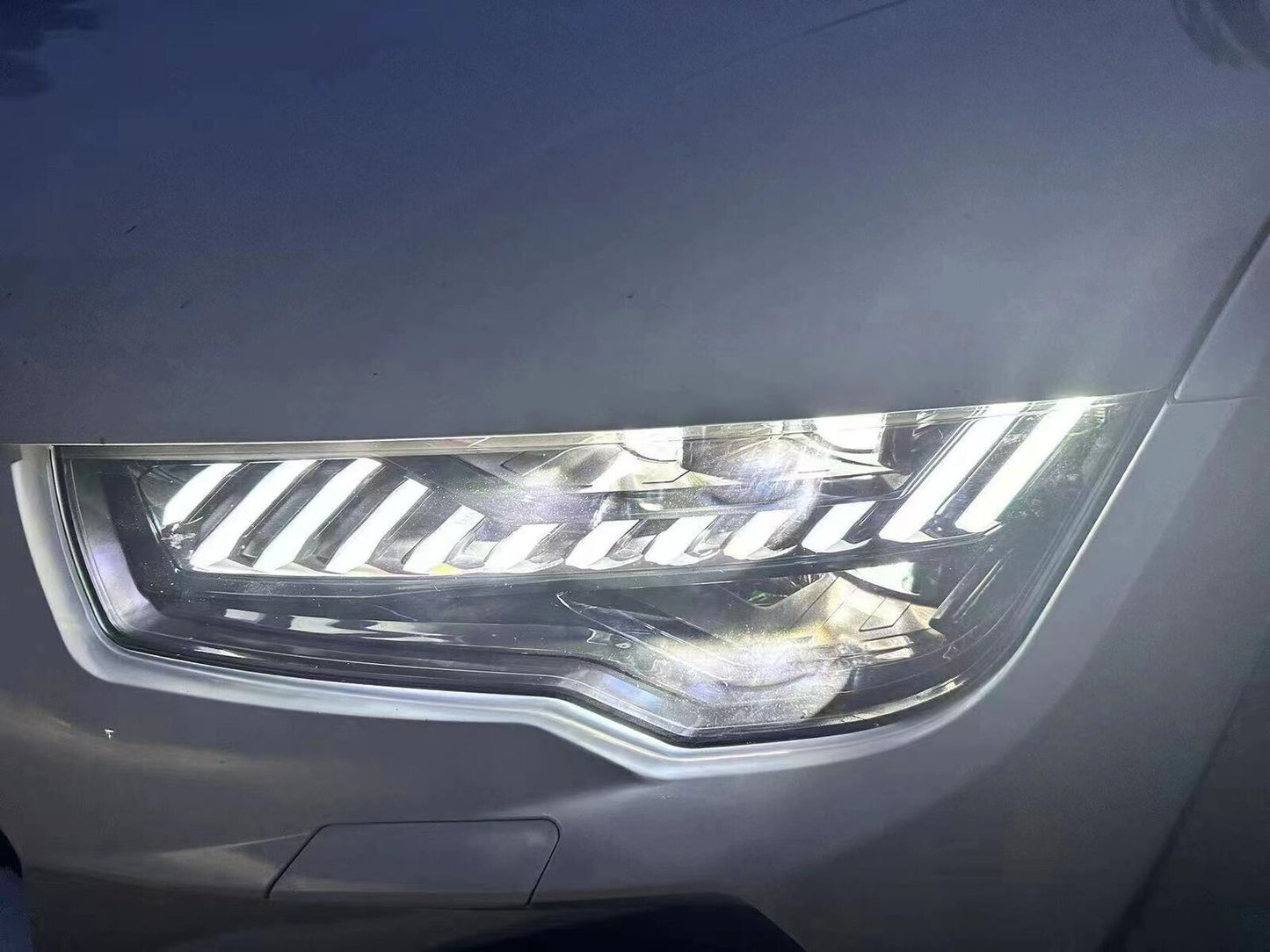 LED headlight assembly suitable for Audi A7, C7, RS7 2011-2018 sequential turning.
