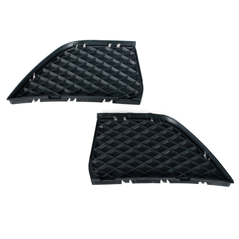 A pair of closed mesh grilles on the outer front bumper are suitable for the for BMW X3 E83 LCI 2007, 2008, and 2010 models.