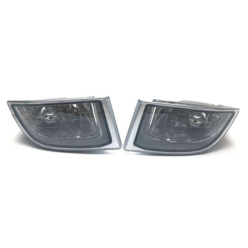 A pair of transparent front bumper fog lights are suitable for Toyota for Land Cruiser Prado 120 2002-2009.