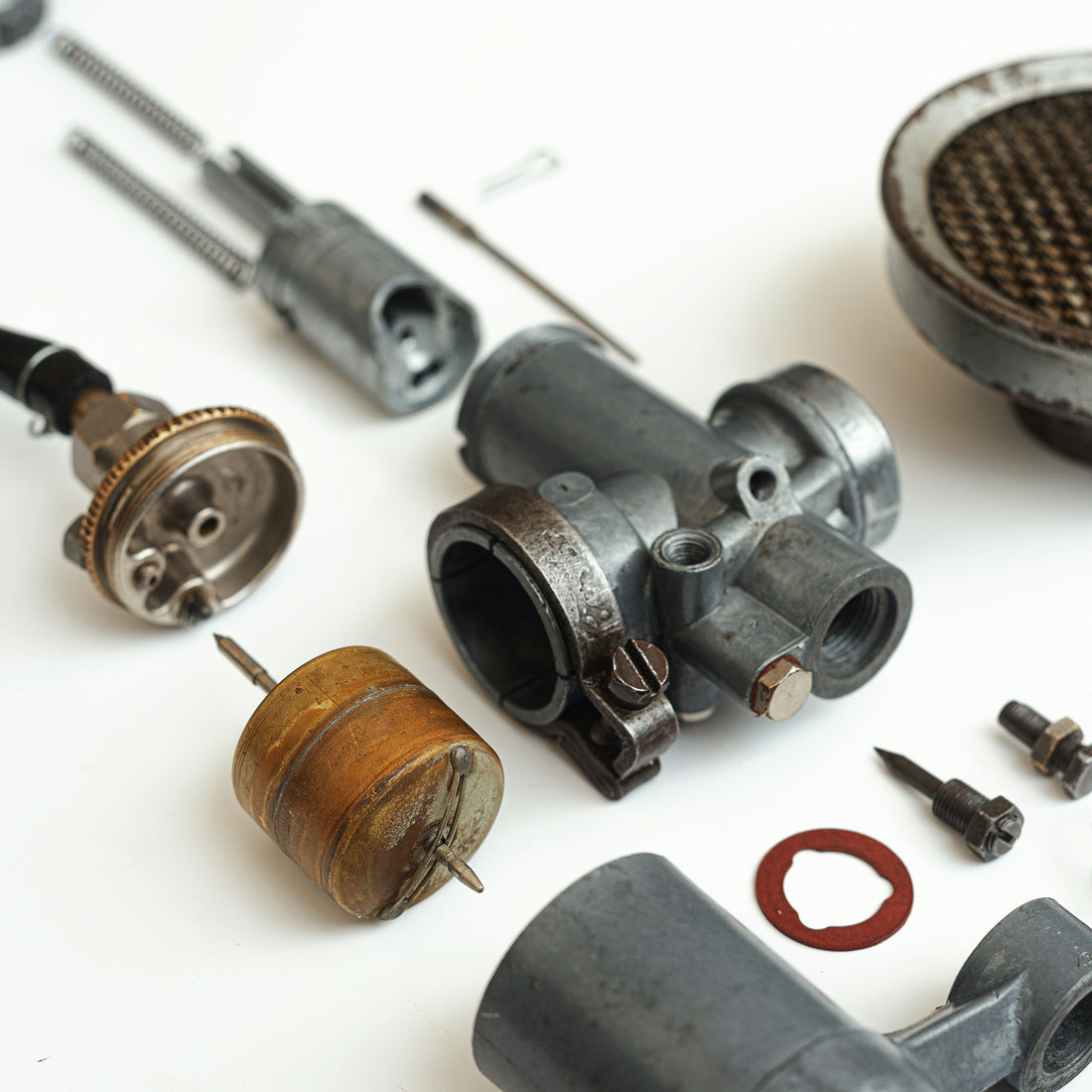How to Adjust a Stihl Trimmer Carburetor: A Complete Guide