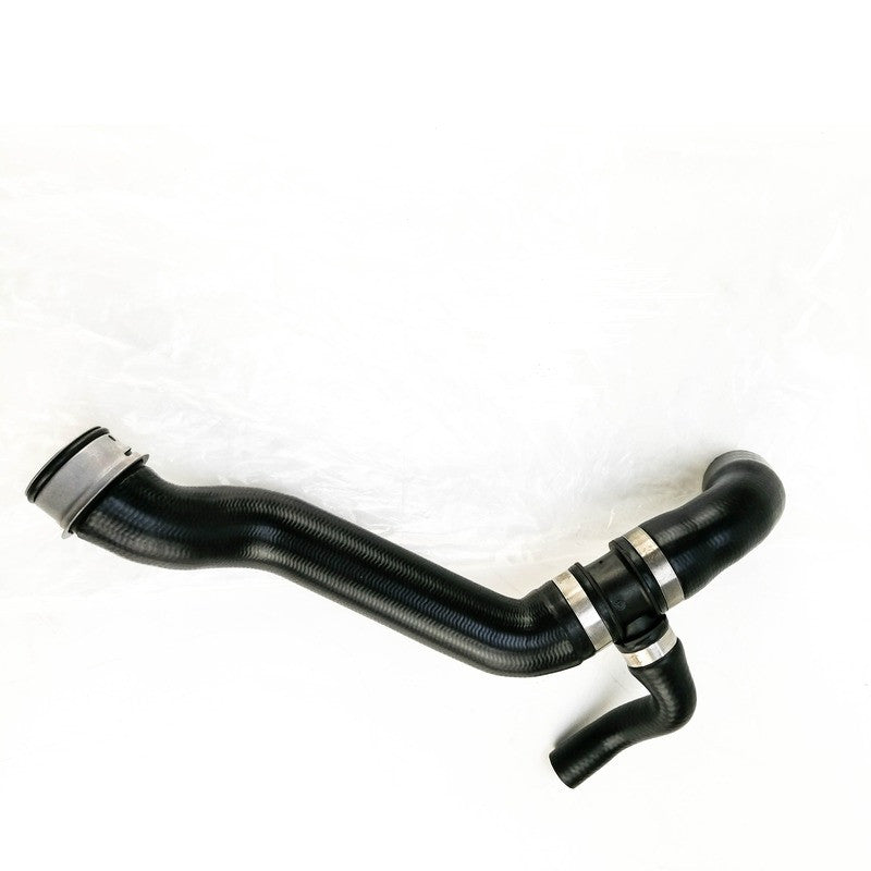 The lower radiator coolant hose is suitable for Mercedes-Benz X164, GL450, and GL550 (2007-2012).