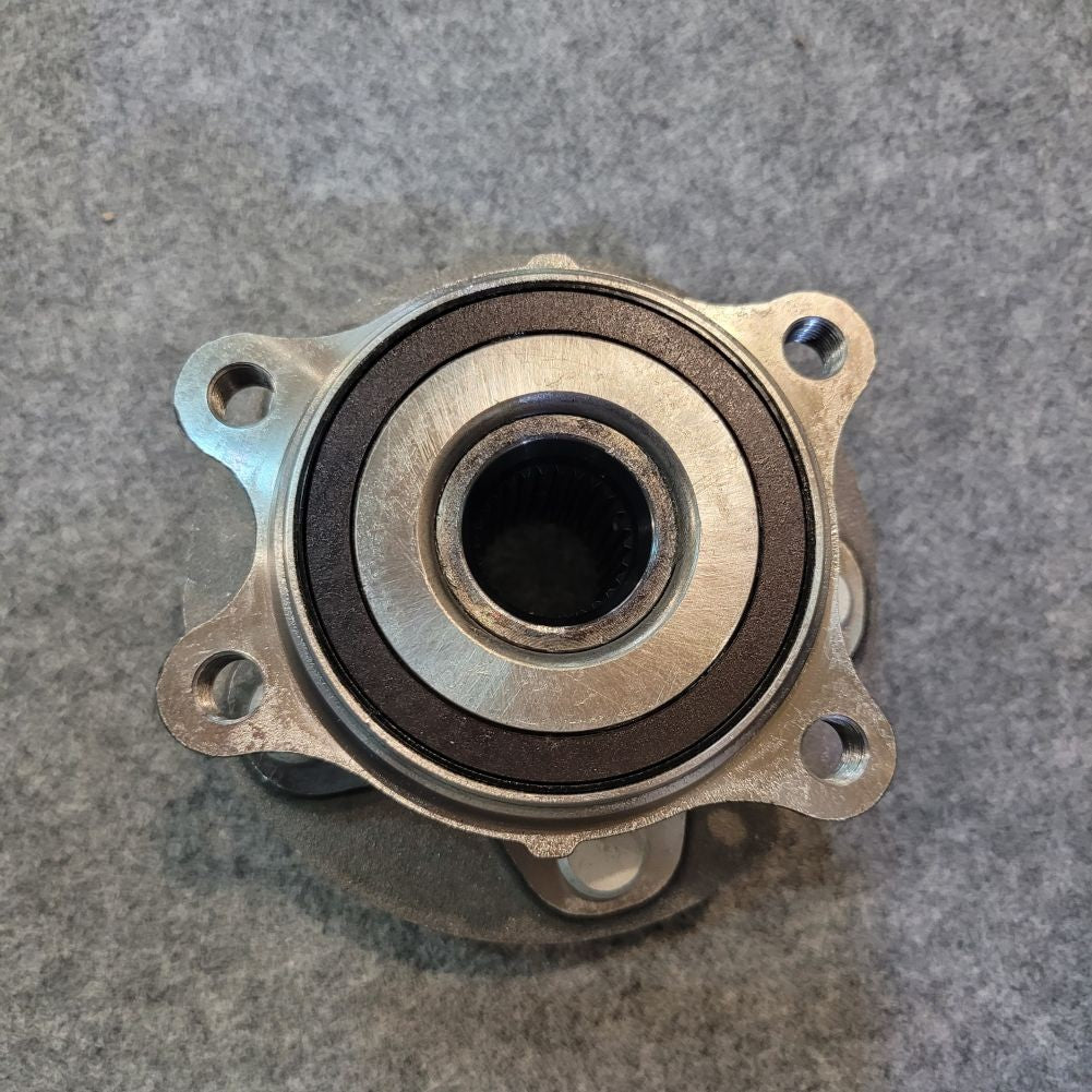 Front Wheel Bearing  Hub for Toyota for Camry 18-23
