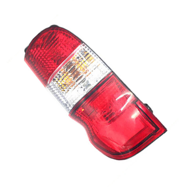 Suitable for Toyota Hiace IV turn signal left taillight assembly