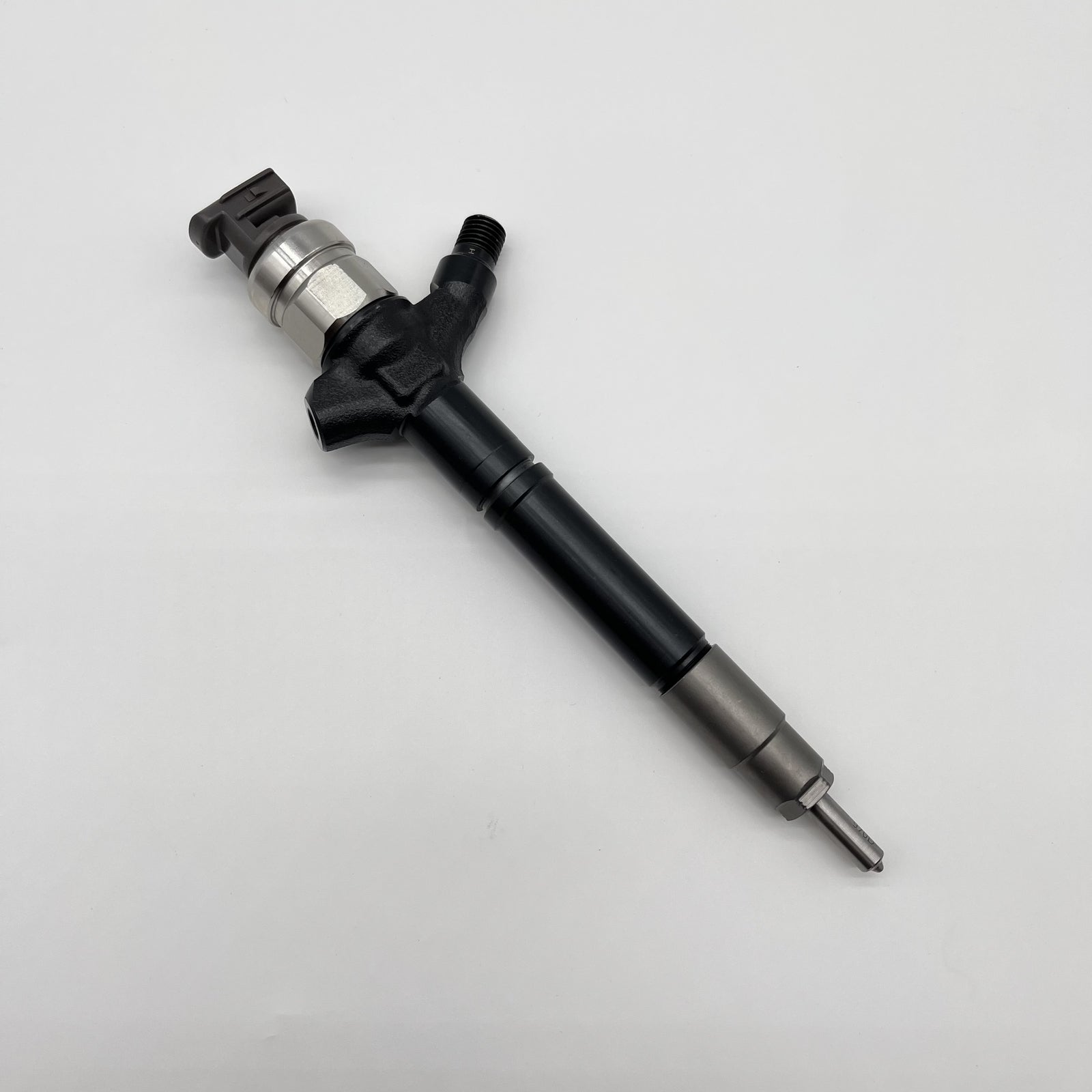 Common Rail Diesel Fuel injector 095000-7711 23670-59036 for TOYOTA for Land Cruiser