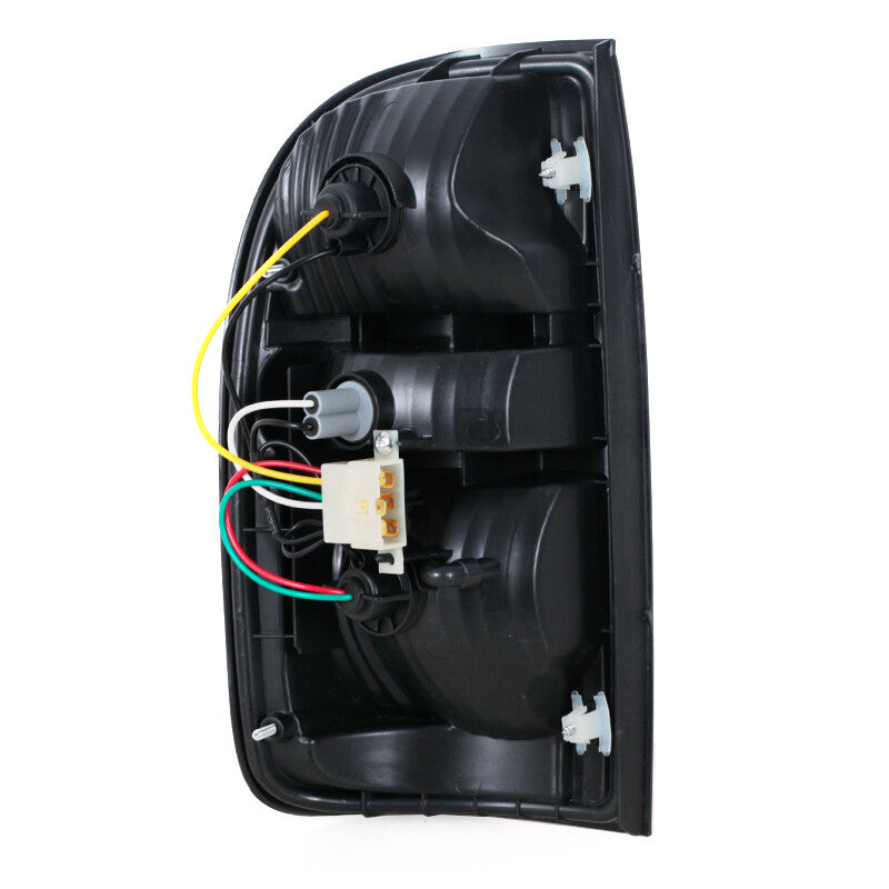 Right taillight assembly with bulb suitable for Toyota Tacoma 2001-2004