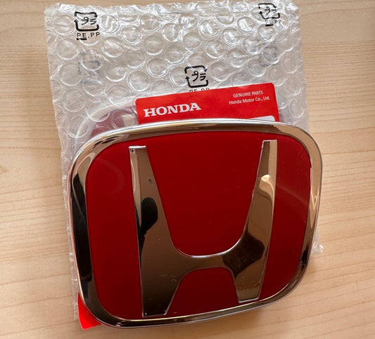 1x E00 FN2 Euro for Honda for Civic Type R Red Emblem Front Grille Accord CRV FIT H Logo