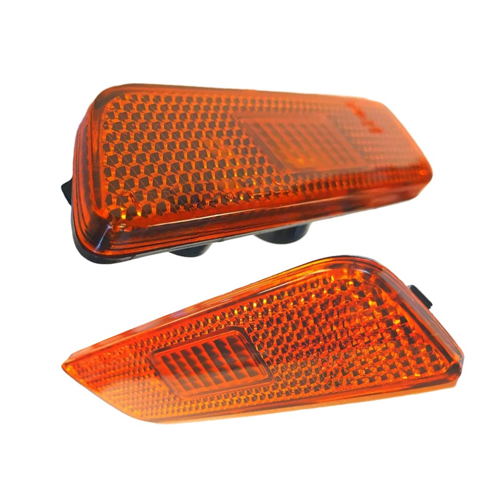 Fits For S80 1999-2006 Front Left Right Bumper Reflector Side Maker Light Lamp