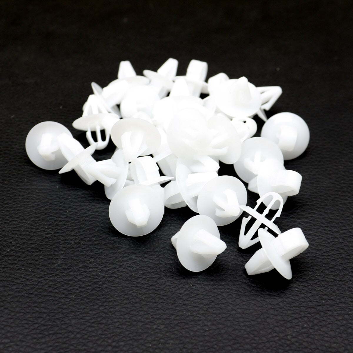 30Pcs for Nissan Patrol Y61 GU Front Flare Clip 63848VD210