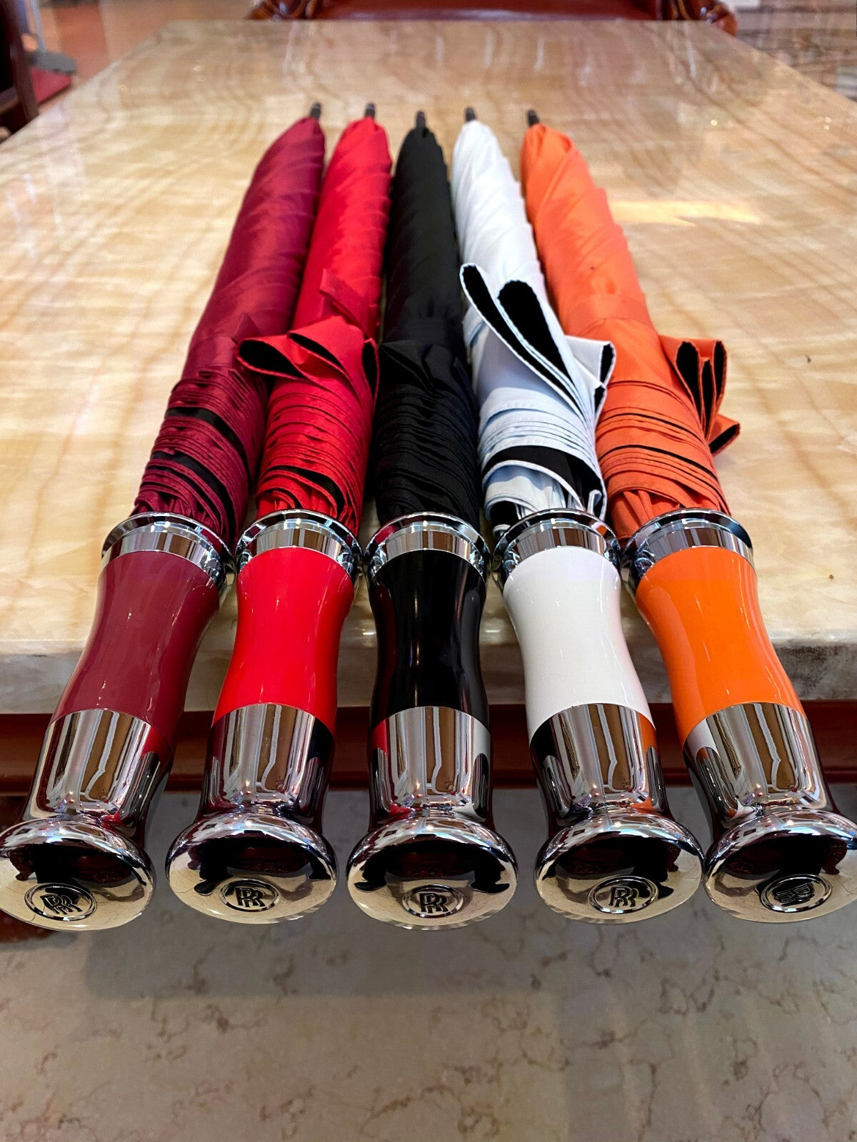 Equipment Manufacturer ( ) for Rolls-Royce for Phantom for Ghost , Dawn for Ghost , and Cullinan Umbrellas: 512272316