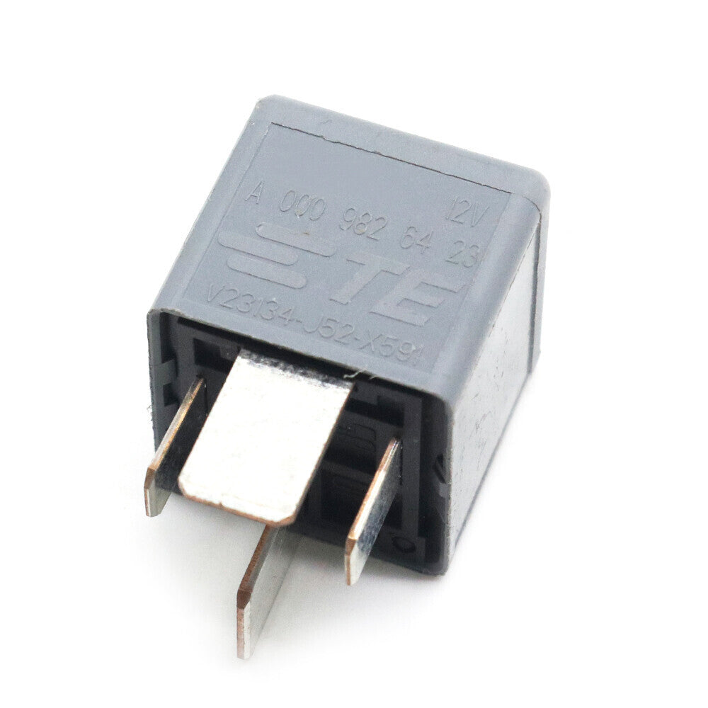 1X Multi-Function Relay 4-PIN for DODGE SPRINTER 3500 for MERCEDES-BENZ A0009826423