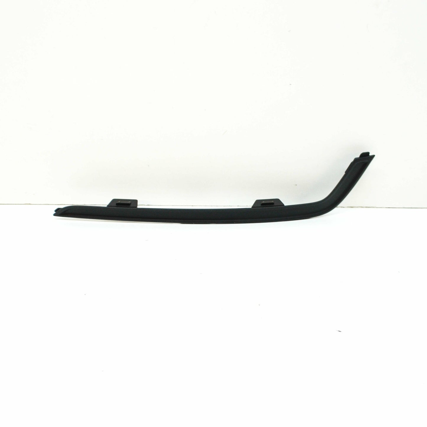 New 31455649 Front Right Bumper Molding for Volvo S60 MK2