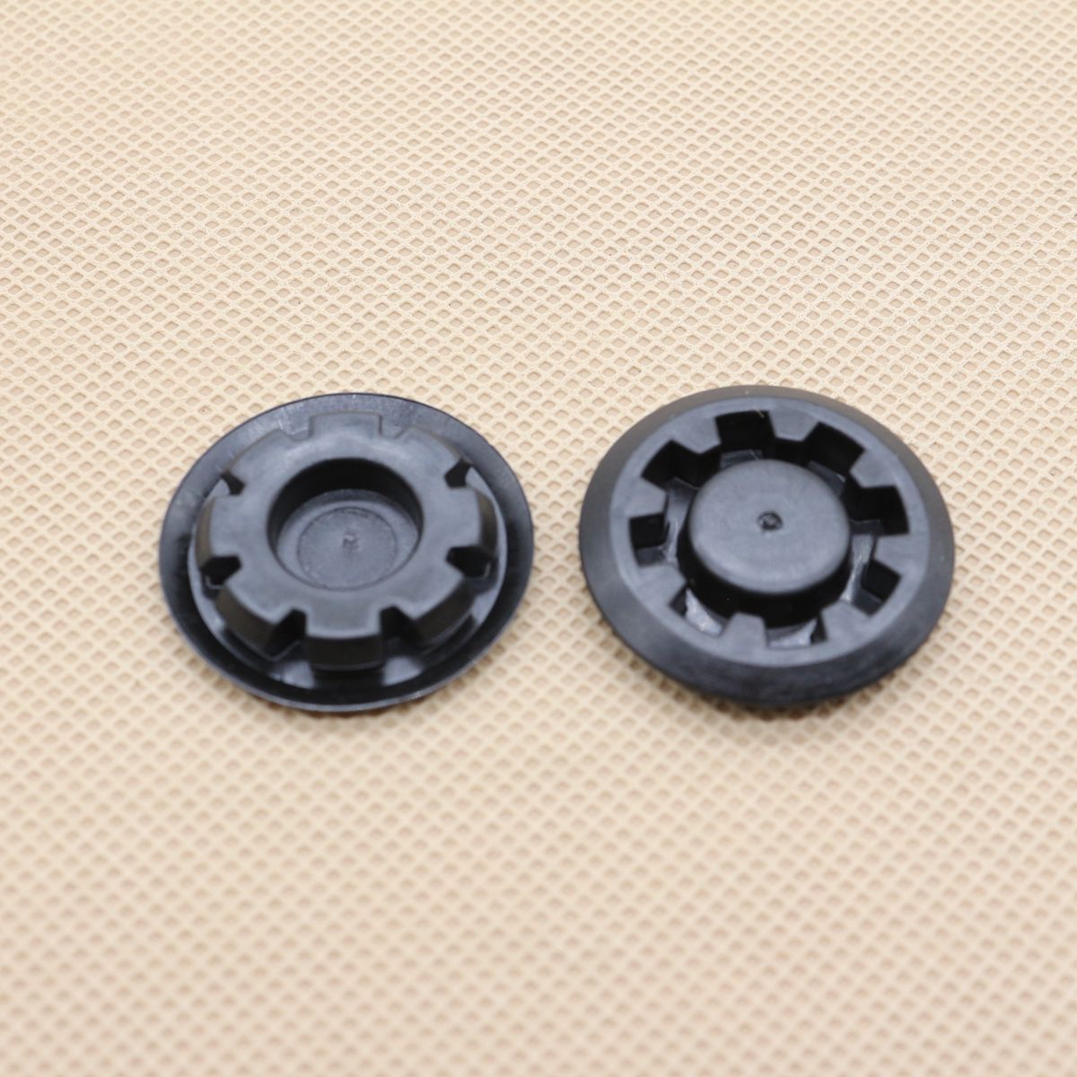 10 for Toyota for Corolla RAV4 Front Door Locking Hole Plug Cover Button 90950-01620