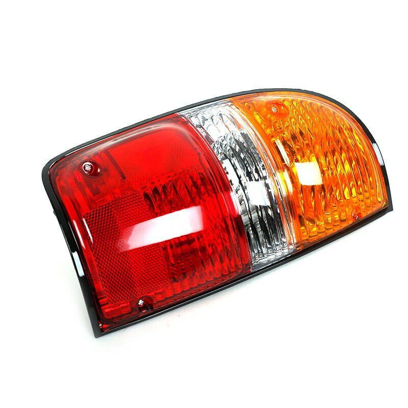 Pair Rear Brake Lamp With Bulb Tail Light for Toyota Tacoma 2001-2004