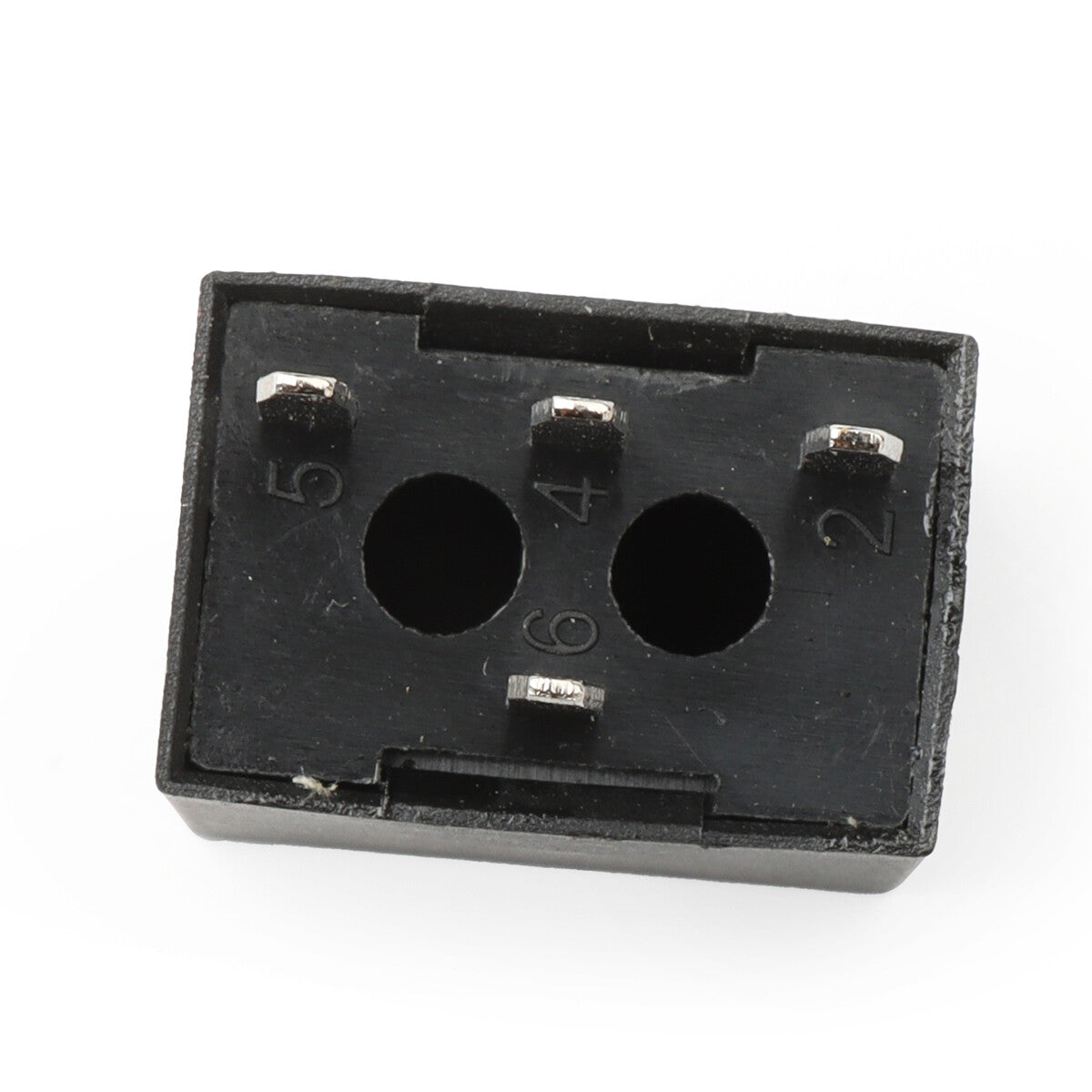 Suitable for Trailblazer for Buick for GMC fuse modules, new car headlights, air conditioning relays. 13506836 13506836