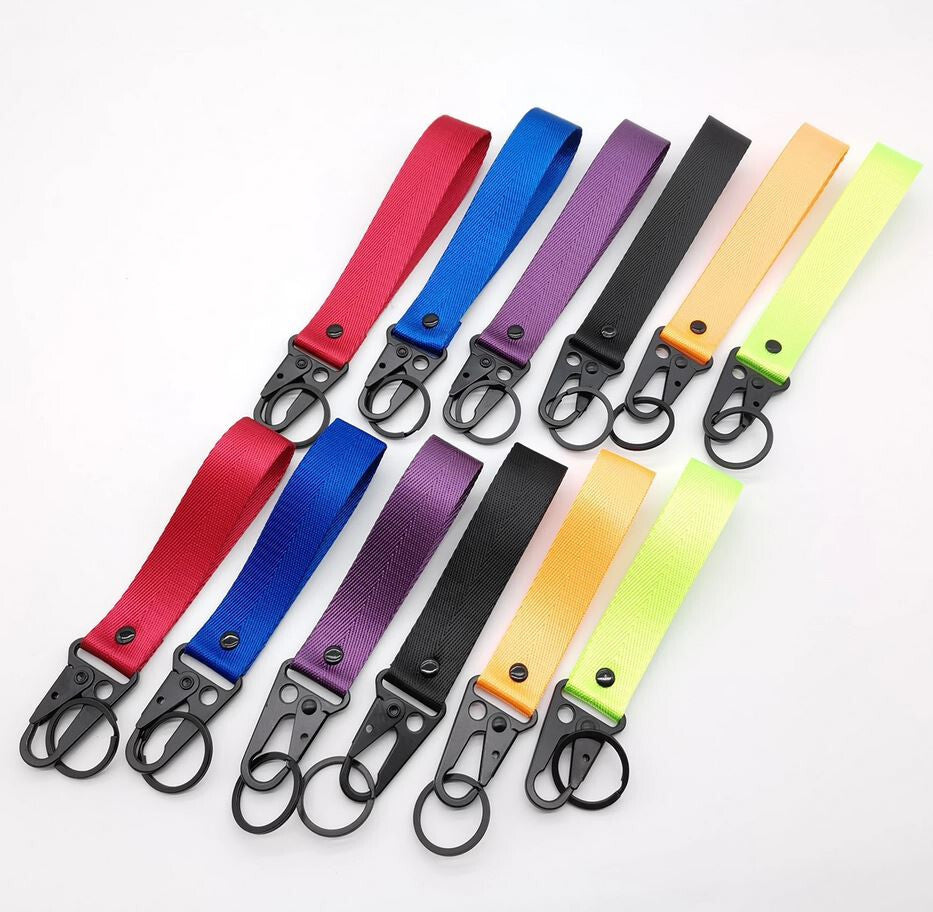 1-piece car keychain/key ring with lanyard, black, 19cm, suitable for Nissan .