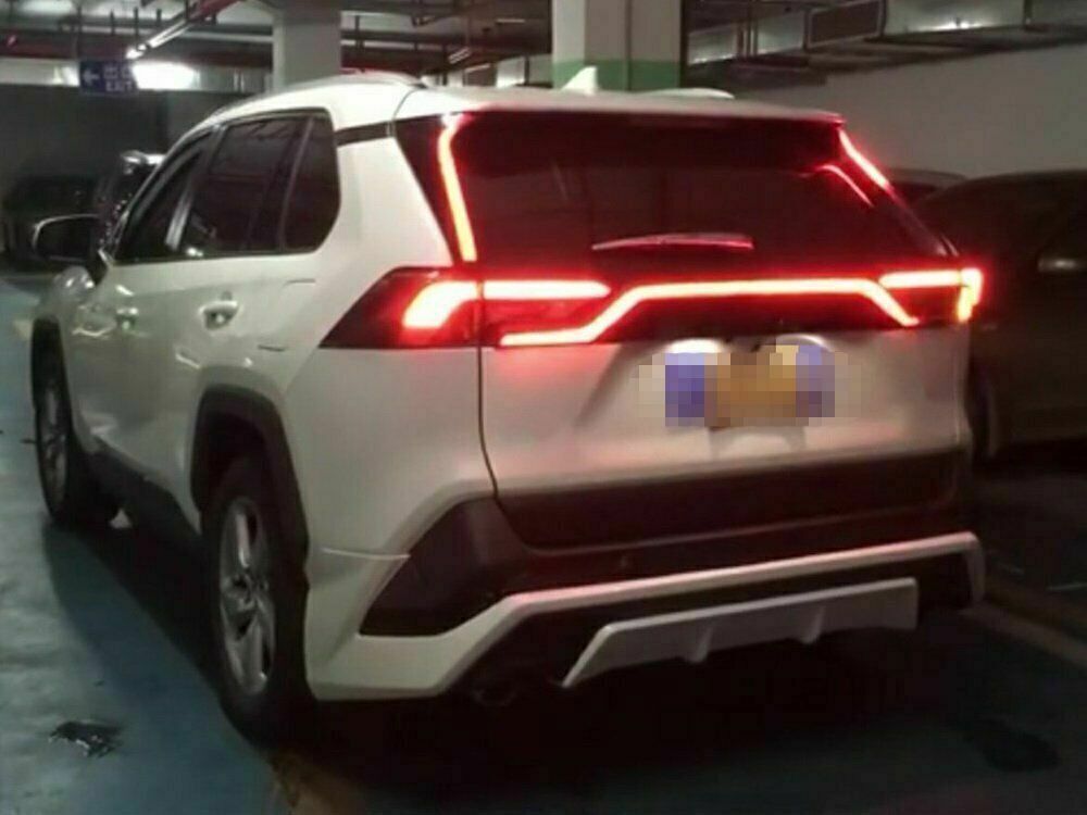 LED Rear Trunk Pillar Light for Toyota RAV4 2019-2024 Brake Lights Tail Lamps 2P