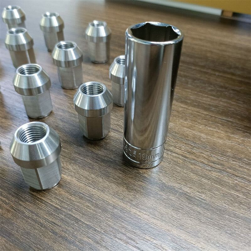 20pcs M141.5 Stainless Steel Wheel Nuts Lug Nuts Hex 19mm Length 35mm Universal