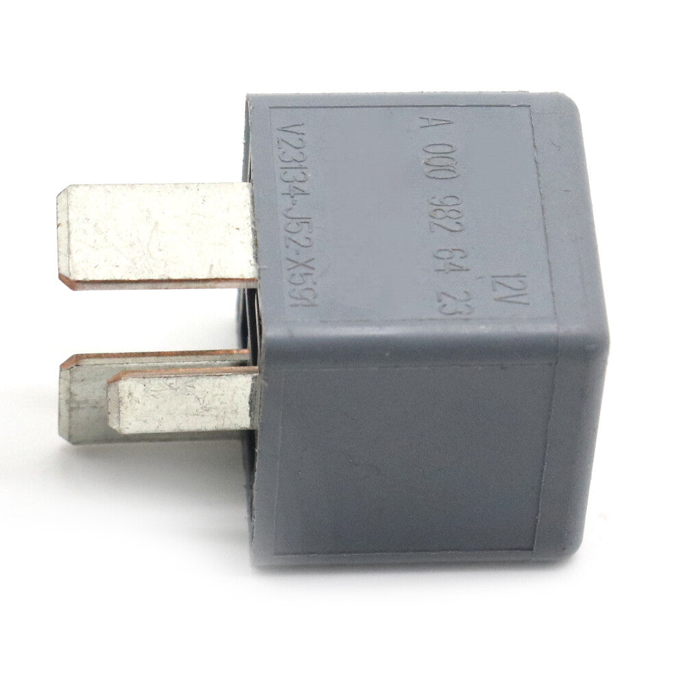 1PCS for DODGE SPRINTER 3500 for MERCEDES-BENZ Relay 4-PIN A0009826423