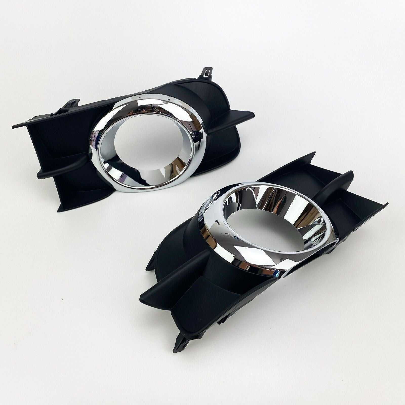 Front Fog Light Bezel Cover Frame Trim for Toyota Wish 2009 2010 2011 2012 R+L