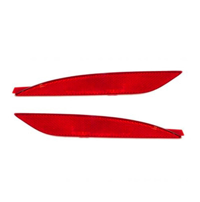 A pair of red reflective mirrors on the rear bumper are suitable for the for Hyundai Sonata 2011-2013.