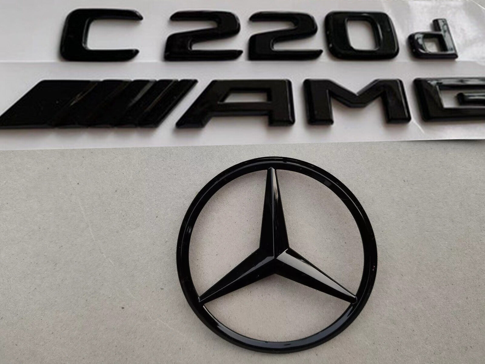 GLOSS Black Rear Star and Badge for Mercedes C-Class C220d AMG W205 2015+ Saloon!
