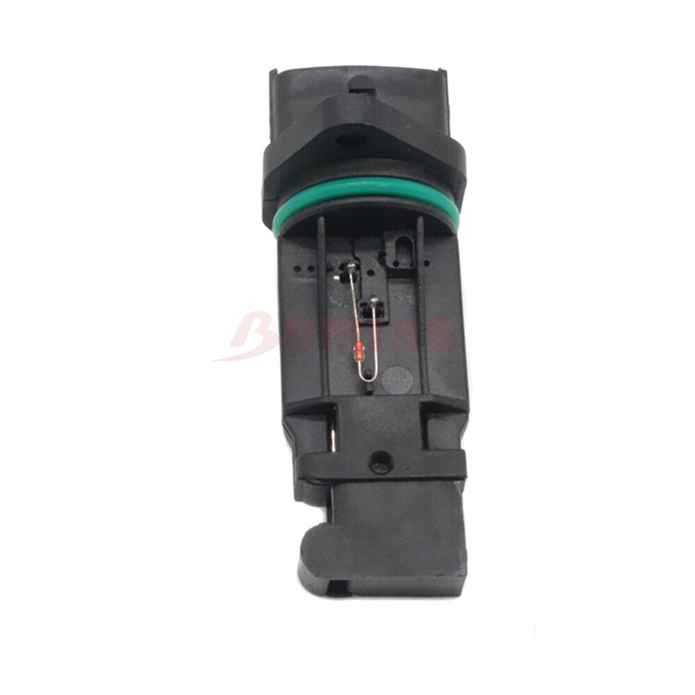 1 new replacement part for a 24-volt nitrogen oxide sensor (A0101531428) for Mercedes-Benz trucks.
