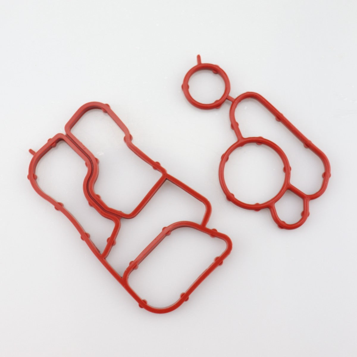 06J115441A + 06J1170C 2-piece engine oil cooler for Audi A3 A4 A6 Q5 and for Volkswagen Beetle.