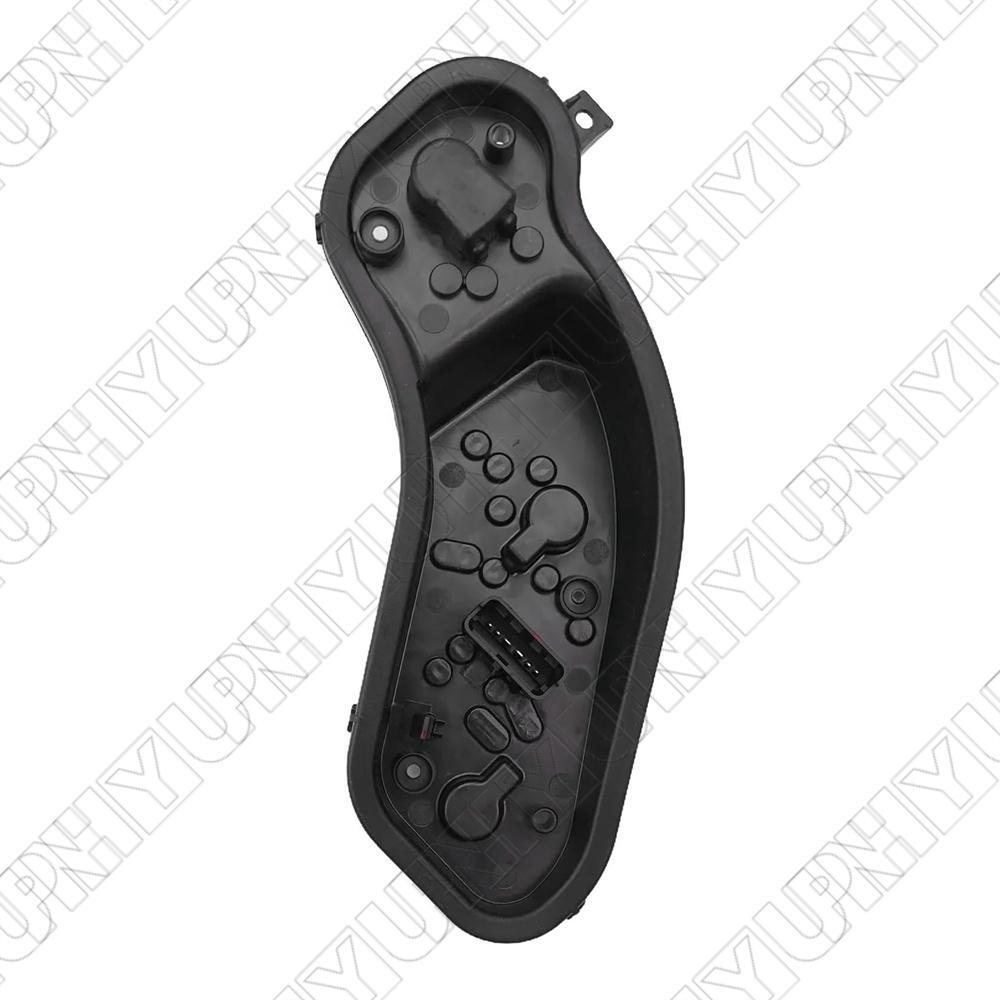 26551-3AW0A RH Rear Right Taillight Socket Assy for Nissan Versa 2012 2013-2018