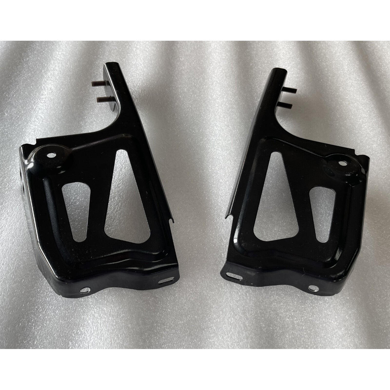 Front left and right bumper brackets 2X, replacement 53273040, suitable for 2016-23 for Toyota Tacoma.