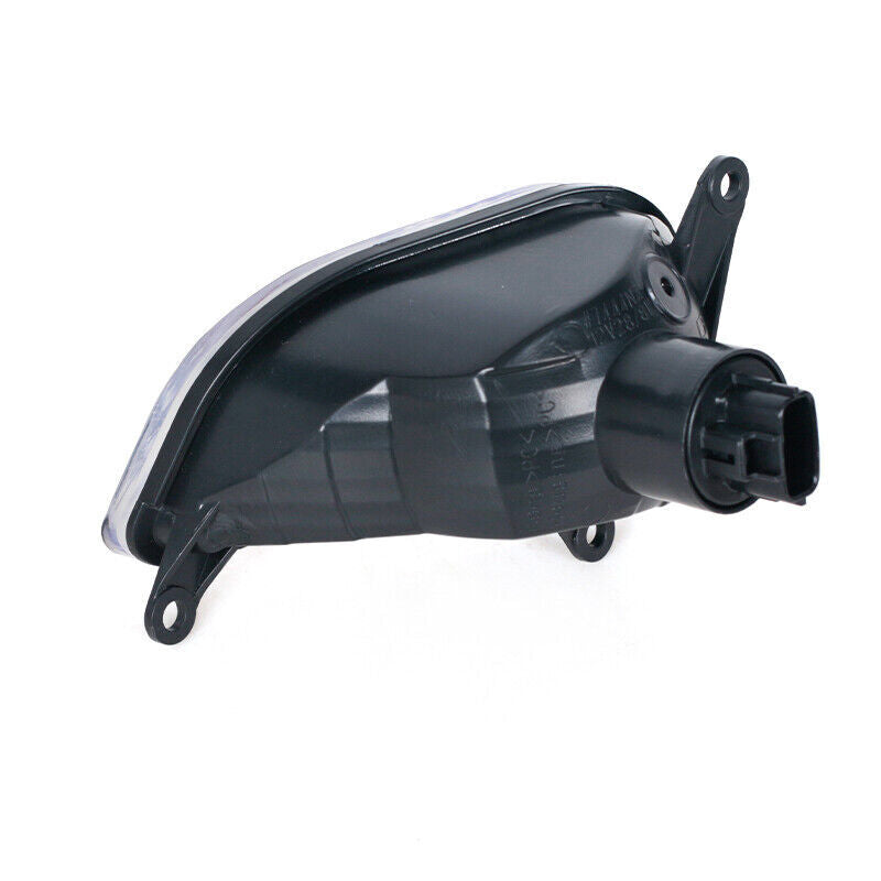 A pair of plastic lenses for the front bumper turn signals of 2013-2014 for Toyota for Avalon .