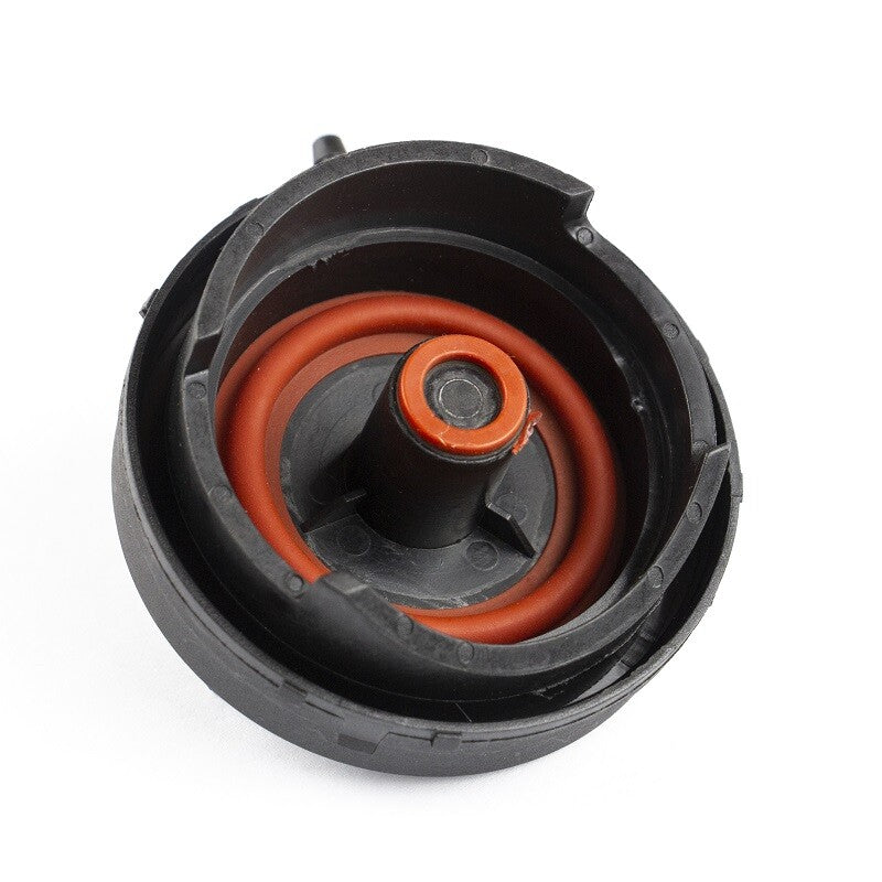 1 PCV Engine Valve of N51/N52 Cover for BMW E82 E90 E70 Z4 X3 X5 11127552281