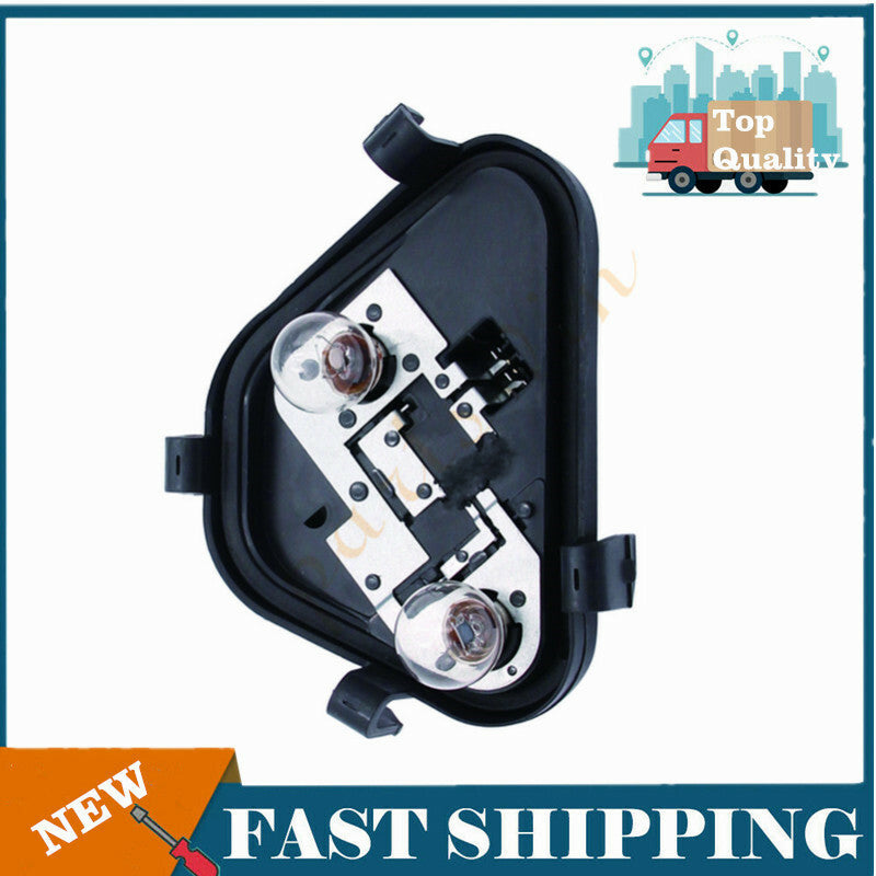 The driver's left rear bulb socket for the taillight is suitable for BMW 320i, 328i, and 335i models from 2012 to 2015.
