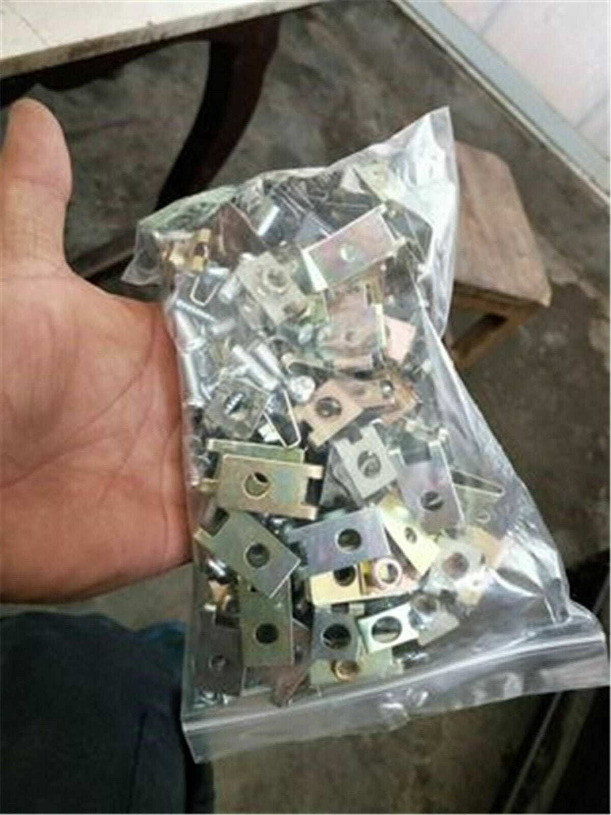100PCS Car Fasteners Body Door Panel Trim Fixed Home Screw U Type Gasket Clips