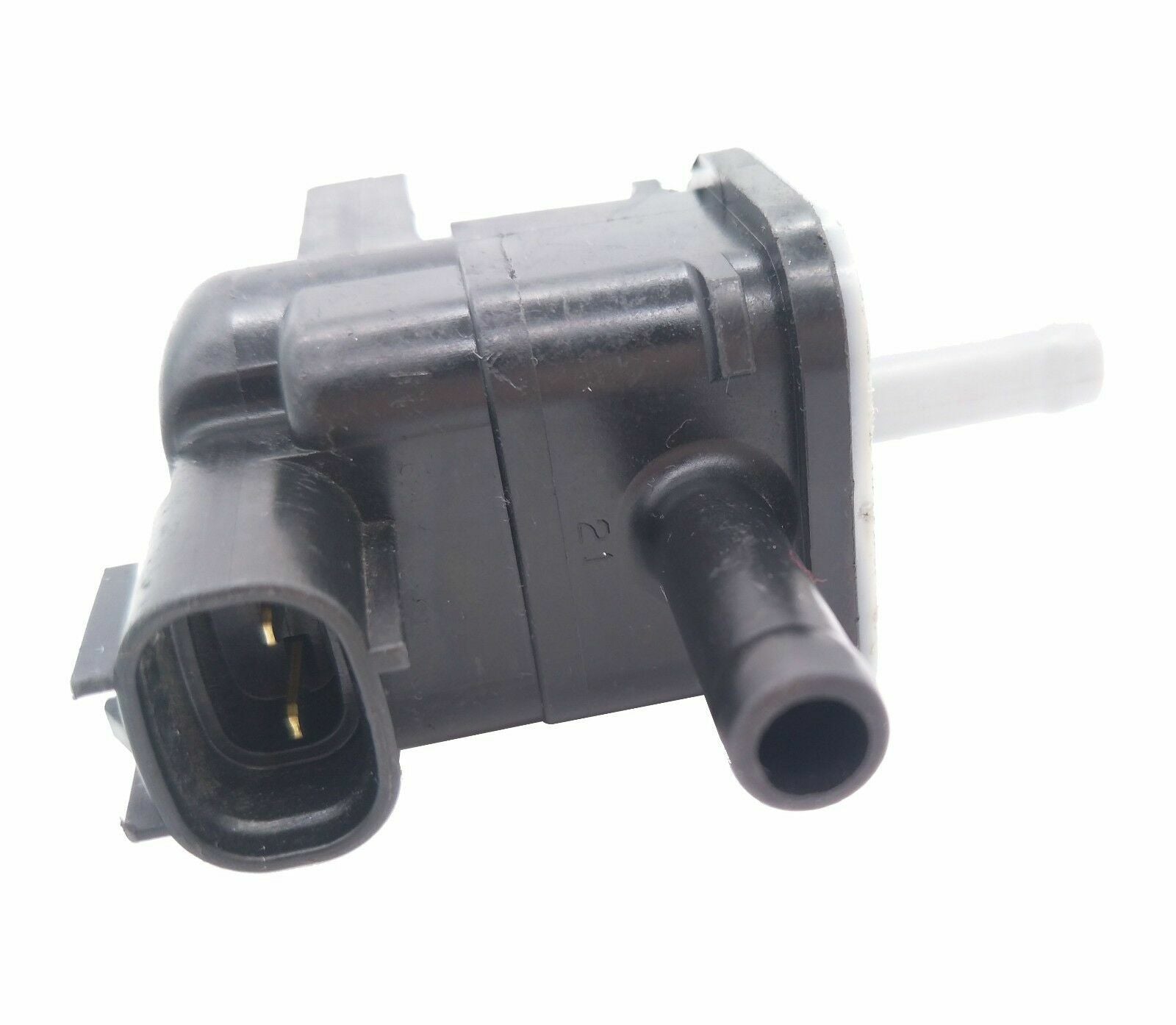 Vacuum Valve for Toyota for Corolla Matrix 4Runner for Scion xD 90910-12276 136200-7010