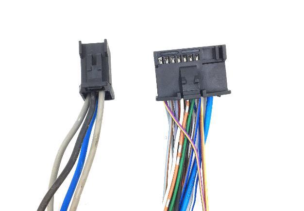 1PC Fuel Pump Wiring Plug Connector for BMW F18 520 523 525 530 535 730 740 X3