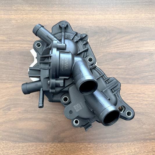 Water Pump Thermostat Housing for VW for Golf for Tiguan for Passat 04E121600BD for SKODA