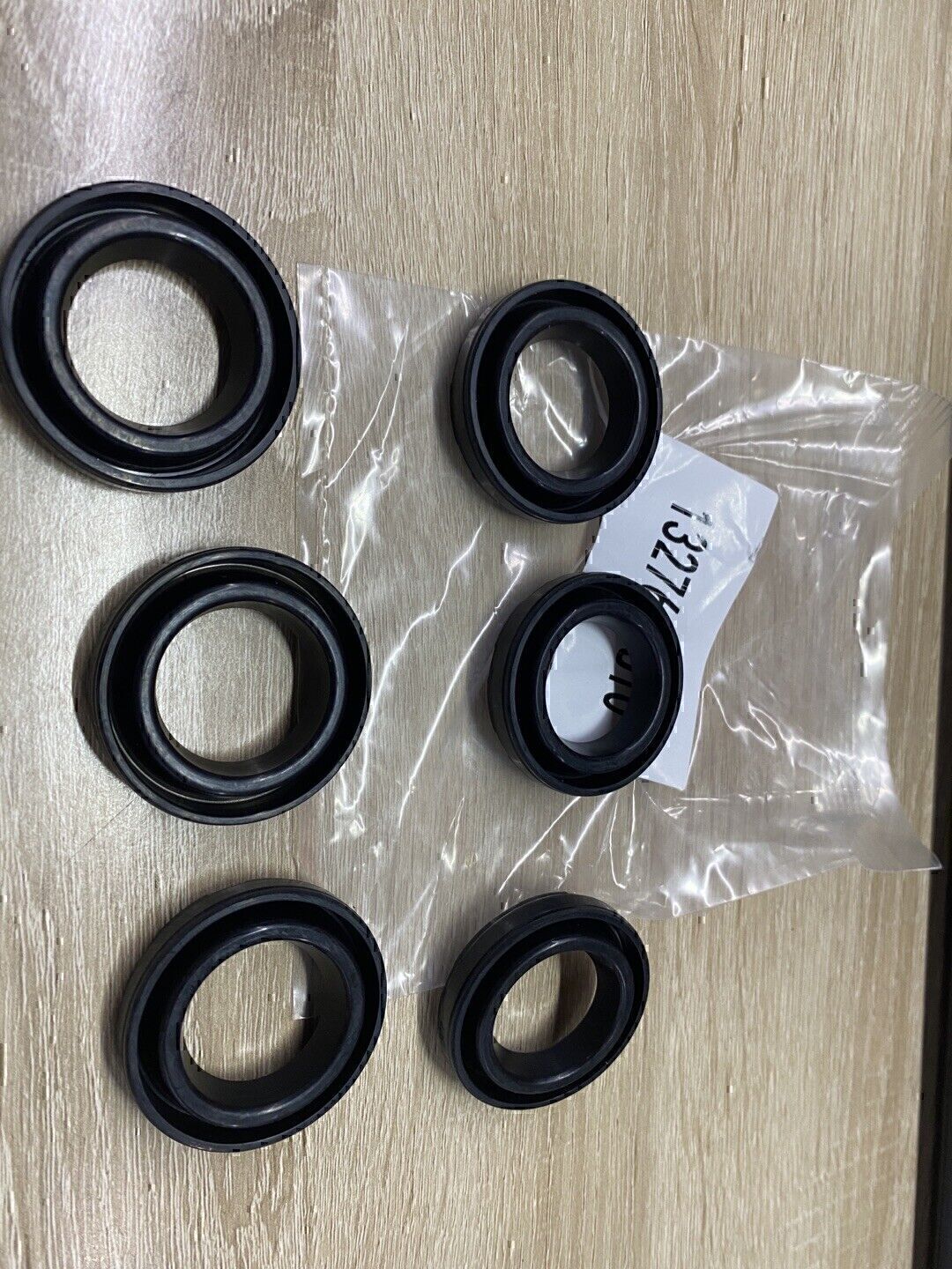 Valve Cover Spark Plug Tube Seal For 1995-2016 for Nissan Pathfinder zm ES72481