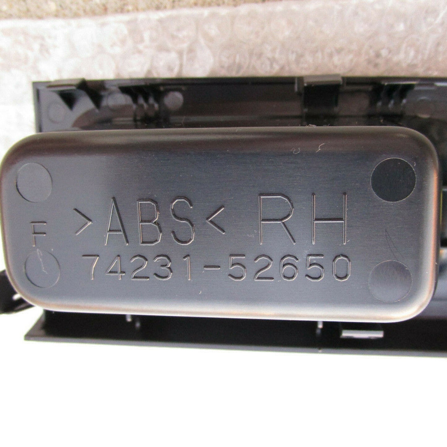 For 12 - 14 for TOYOTA YARIS FRONT RIGHT POWER WINDOW LOCK SWITCH BEZEL TRIM NEW5P