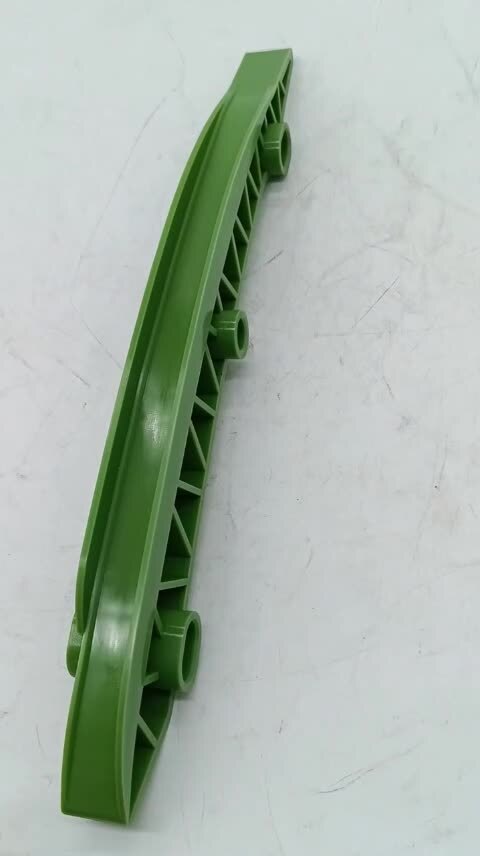A2710521516 Left Timing Chain Guide Rail for Mercedes W204 W212 R172 C200 M271