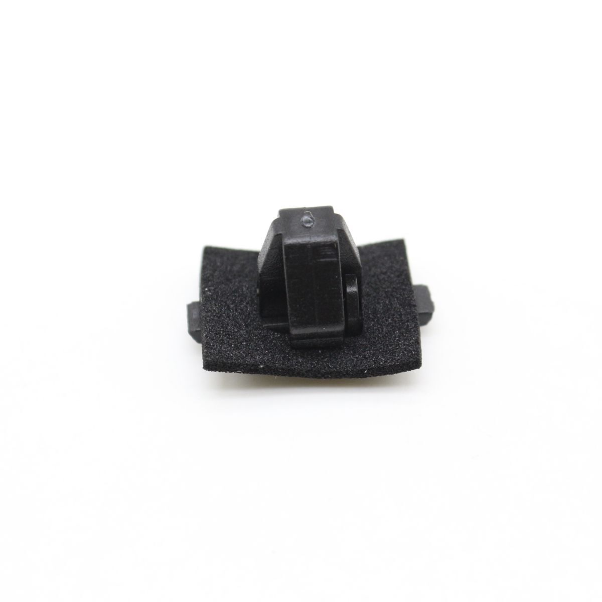 10. Side mold clamp seals for Hyundai and for Kia vehicle bodies, 8775626000, 87756-2G000