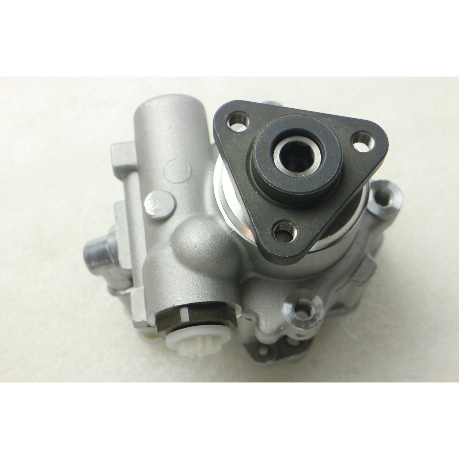 New Power Steering Pump Fit for BMW 323 325 328 330 1999 - 2001