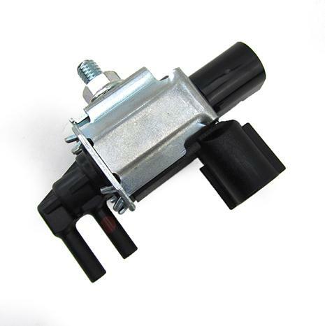 Emission Solenoid Valve for Mitsubishi Pajero Montero L200 V44 K74 4D56 MR404682