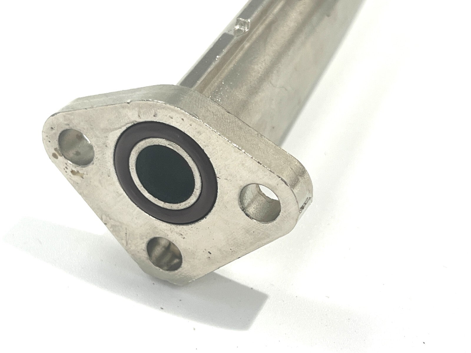 LR041788 for Jaguar XJ XF for F-Type Upgraded Metal Rear Coolant Water Heater Pipe 3.0