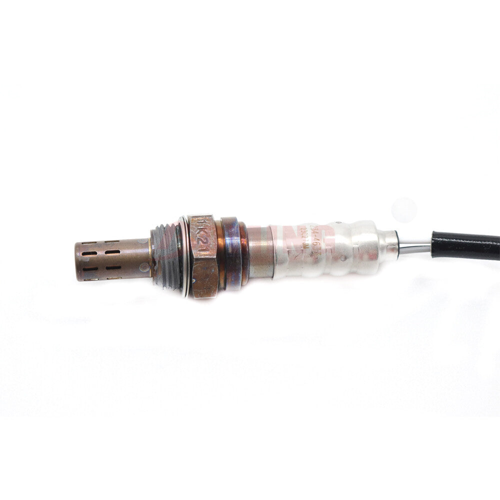 The upstream oxygen sensor is suitable for Toyota Sequoia Tundra 2013-2021 LX570 2014-2019 5.7L