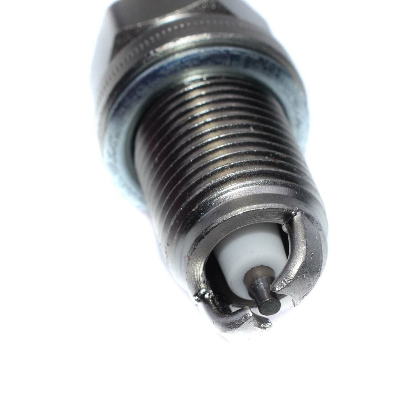 for Chevy Optra for BMW E46 E39 for VW for Jetta for Saab 900 for Suzuki Forenza Spark Plug FLR8LDCU