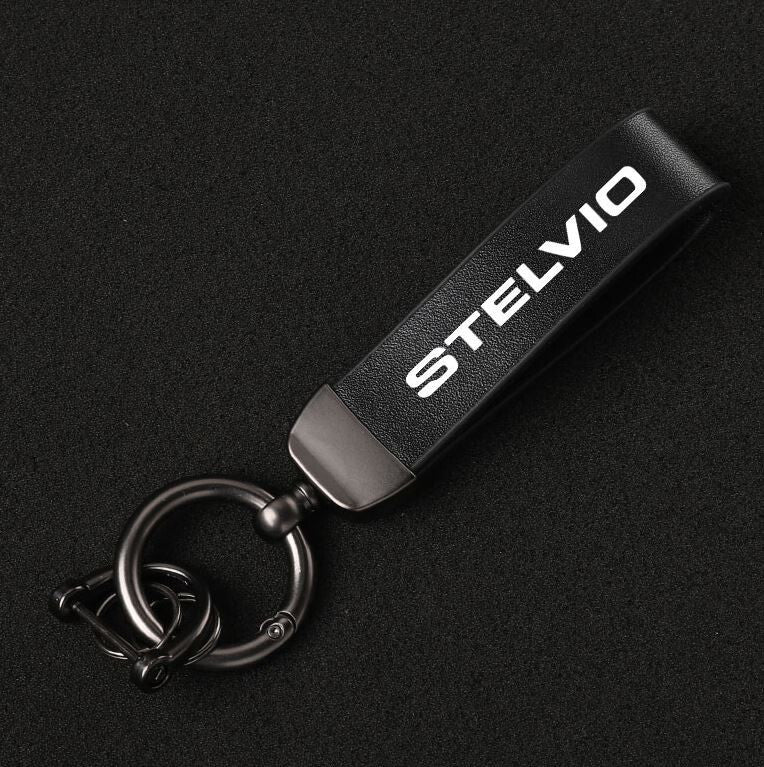Carbon fiber leather red car keychain/key ring with horseshoe buckle suitable for Audi for A4