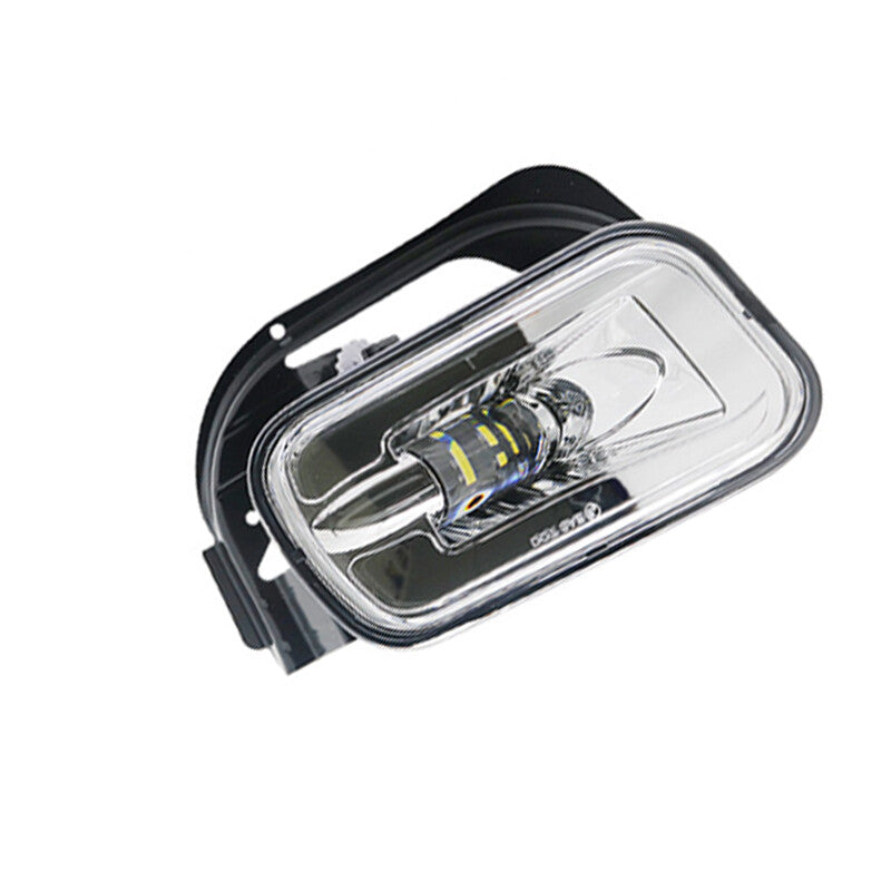A pair of silver anti-collision fog lights for Dodge for Ram 2500 3500 2010-2018
