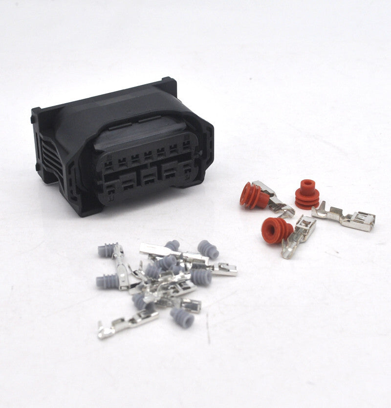 Headlight socket pin terminal Connector Plug for BMW E83 E88 E90 E92 F10 F11 E60