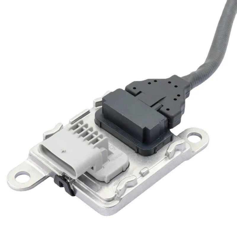 The nitrogen oxide (NOx) sensor is suitable for Vauxhall Insignia 2.0L170HP 55500320 5549534